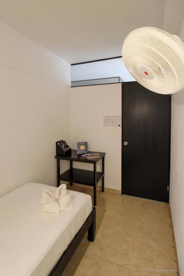 Hostal Gayser Valladolid  Exterior foto
